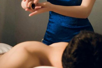 上海徐汇水疗馆是失眠者的秘密避难所